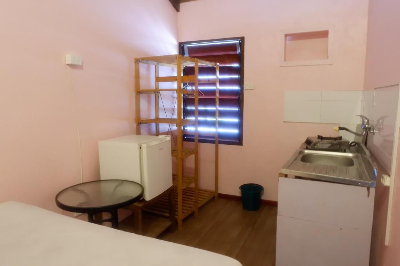 Bluepango Guest House Порт-Віла Екстер'єр фото