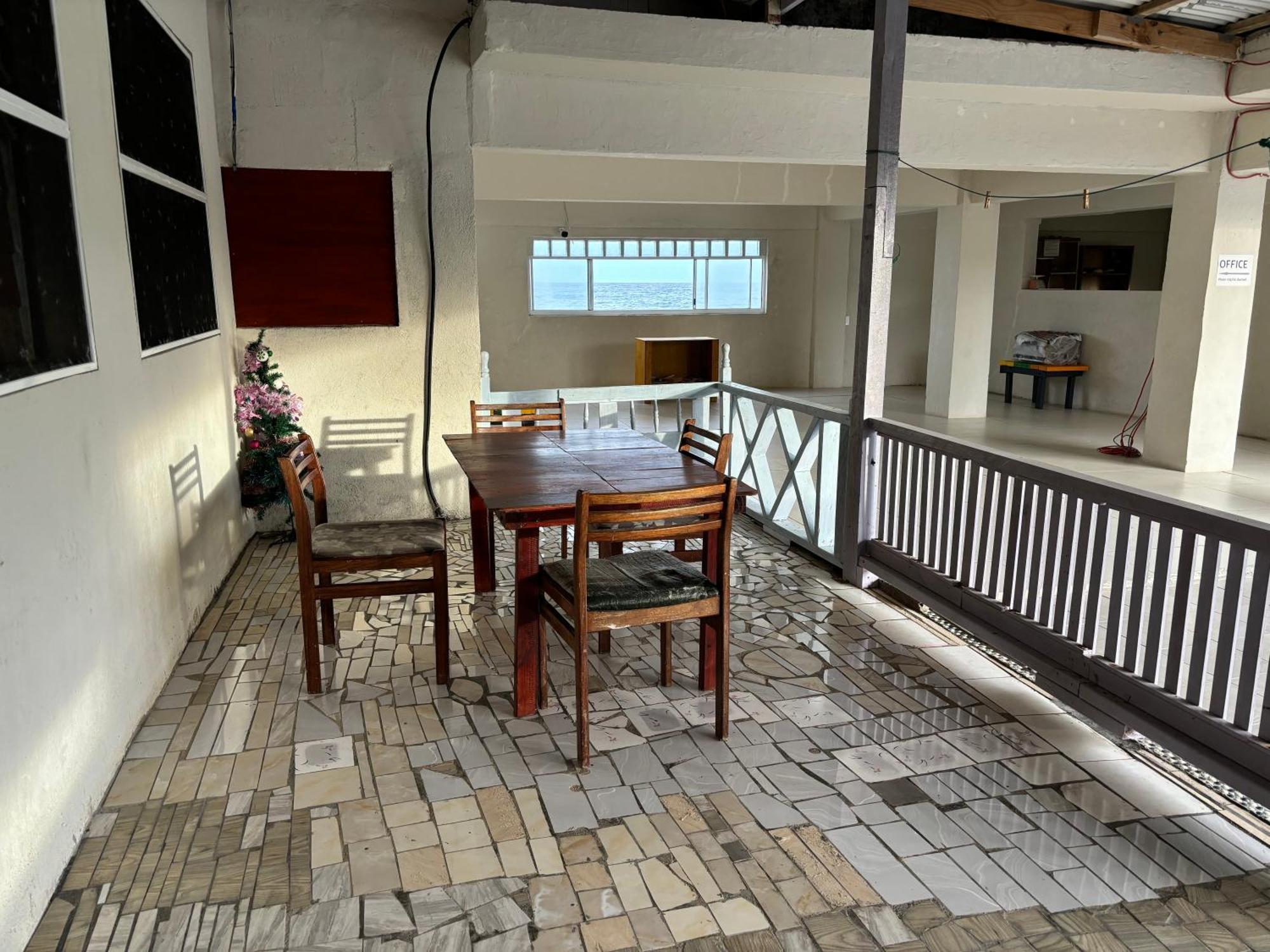 Bluepango Guest House Порт-Віла Екстер'єр фото