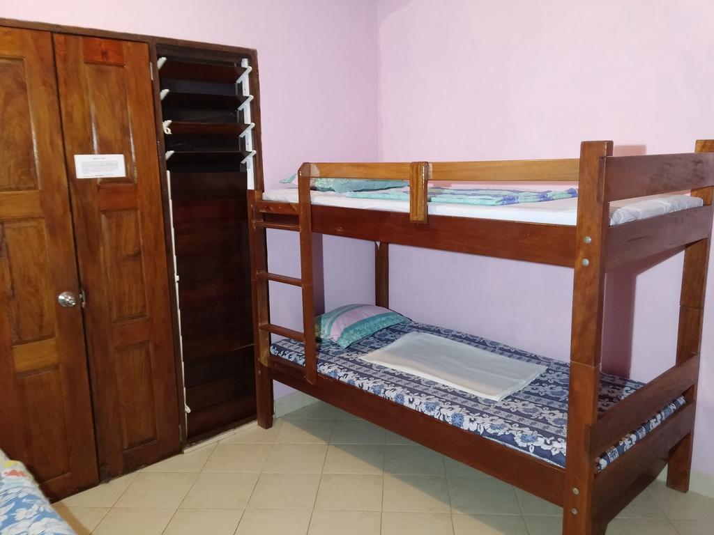 Bluepango Guest House Порт-Віла Екстер'єр фото